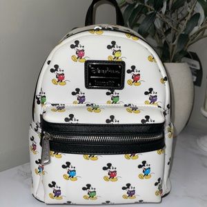 Mickey loungefly